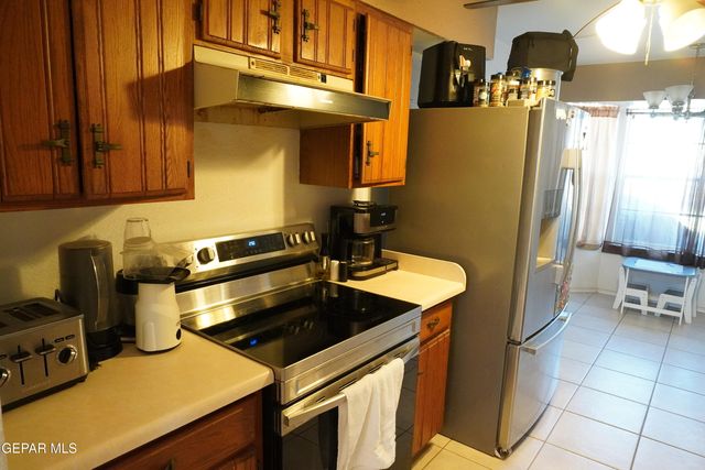 3112 Edgerock Drive, El Paso, TX 79935