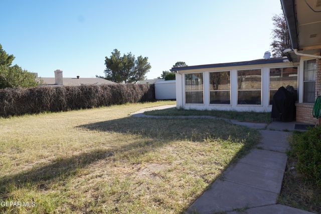 3112 Edgerock Drive, El Paso, TX 79935