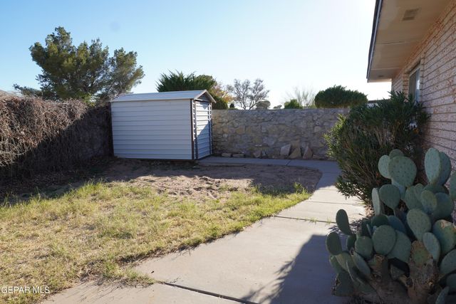 3112 Edgerock Drive, El Paso, TX 79935