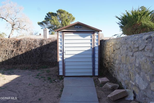 3112 Edgerock Drive, El Paso, TX 79935