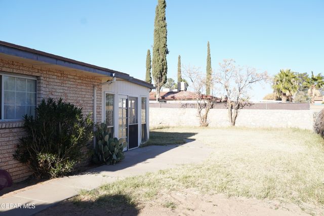 3112 Edgerock Drive, El Paso, TX 79935