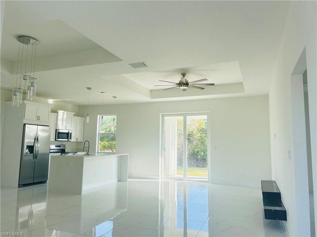 2022 Xelda AVE N, Lehigh Acres, FL 33971