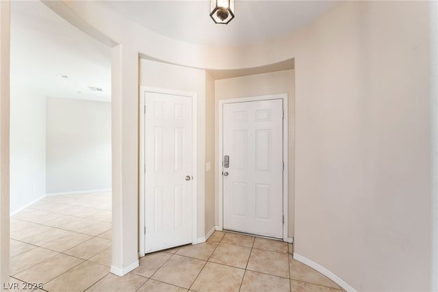 8640 Deering Bay Drive, Las Vegas, NV 89131