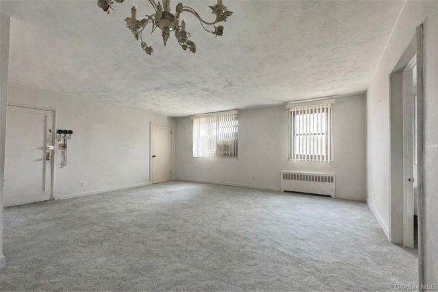 17-73 166 Street Fl-2, Whitestone, NY 11357