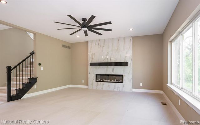 2828 S Livernois Road, Rochester Hills, MI 48307