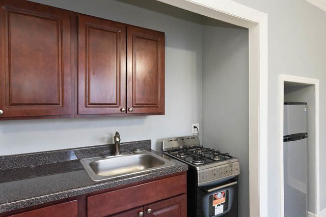 4735 N Beacon Street 308, Chicago, IL 60640