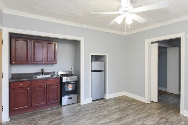 4735 N Beacon Street 308, Chicago, IL 60640