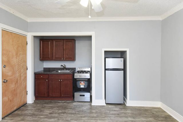 4735 N Beacon Street 308, Chicago, IL 60640