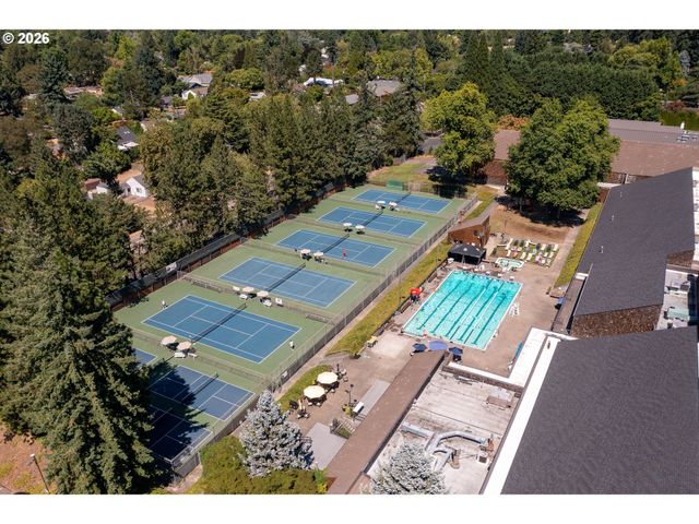 2010 Sw LATITUDE Way, Beaverton, OR 97005