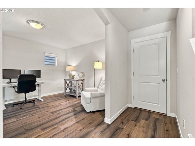 2010 Sw LATITUDE Way, Beaverton, OR 97005