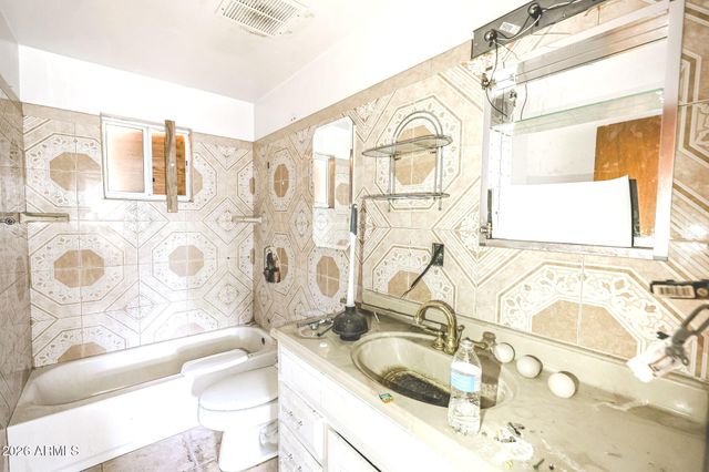 3820 W ENCANTO Boulevard, Phoenix, AZ 85009