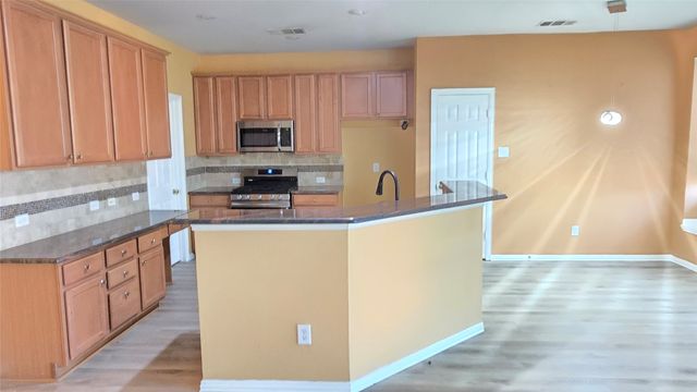 3101 Hamlett Lane, Garland, TX 75043