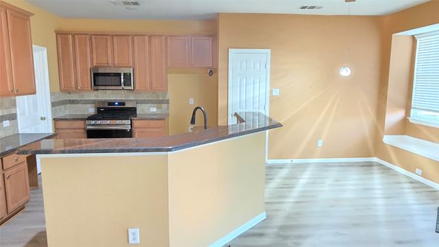 3101 Hamlett Lane, Garland, TX 75043