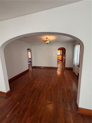 3027 Washington Avenue, Parsons, KS 67357