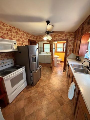 3027 Washington Avenue, Parsons, KS 67357