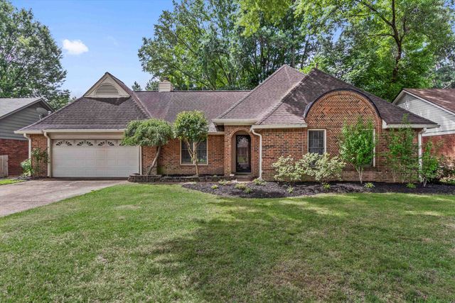 7009 ROCKY CREEK DR, Memphis, TN 38125