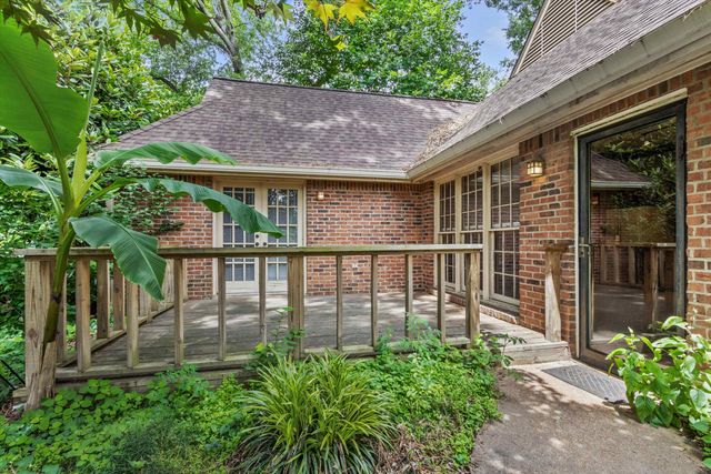 7009 ROCKY CREEK DR, Memphis, TN 38125