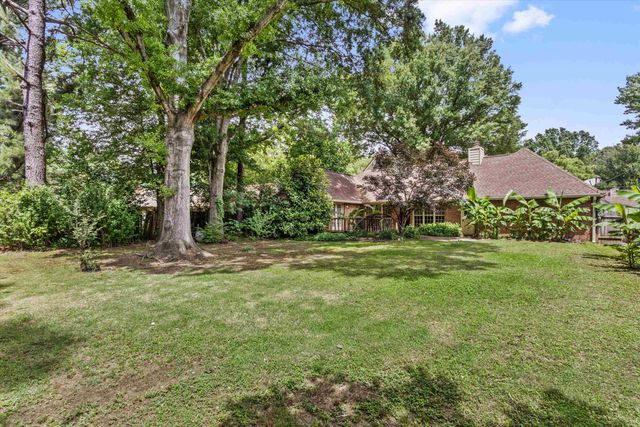 7009 ROCKY CREEK DR, Memphis, TN 38125