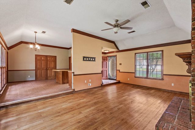 7009 ROCKY CREEK DR, Memphis, TN 38125