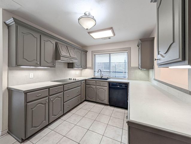 10631 Del Monte Drive, Houston, TX 77042