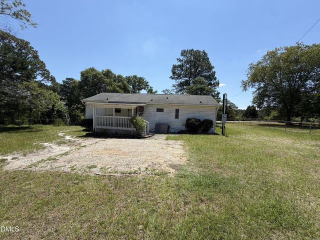 125 Dark Wood Drive, Spring Lake, NC 28390