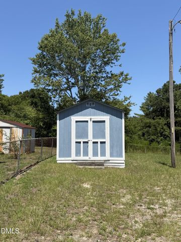 125 Dark Wood Drive, Spring Lake, NC 28390
