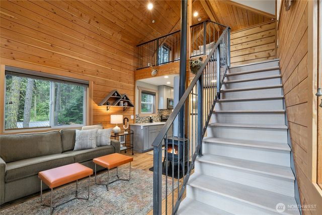 990 Fawn Road, Cle Elum, WA 98922