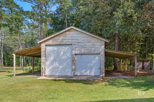 9822 Beach Road, Foley, AL 36535