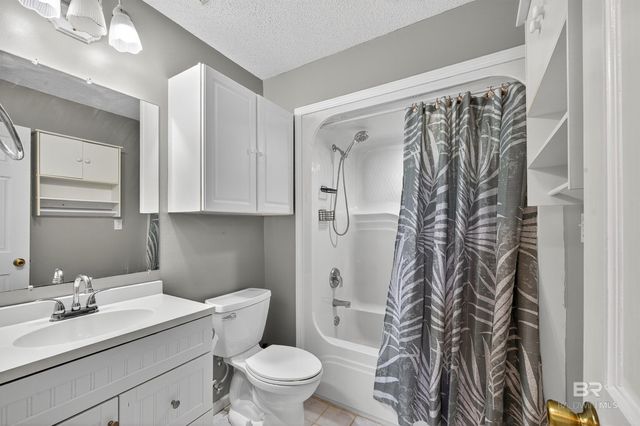 9822 Beach Road, Foley, AL 36535