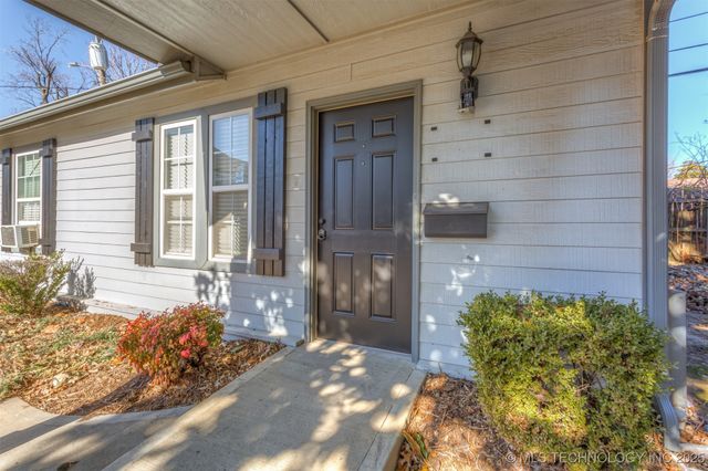 1809 E 15th Street, Tulsa, OK 74104