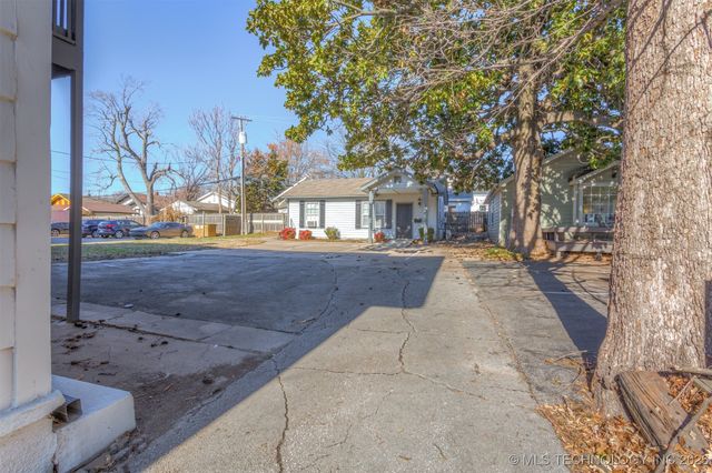 1809 E 15th Street, Tulsa, OK 74104