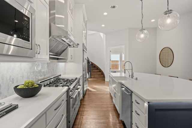 4567 Elsby Avenue, Dallas, TX 75209