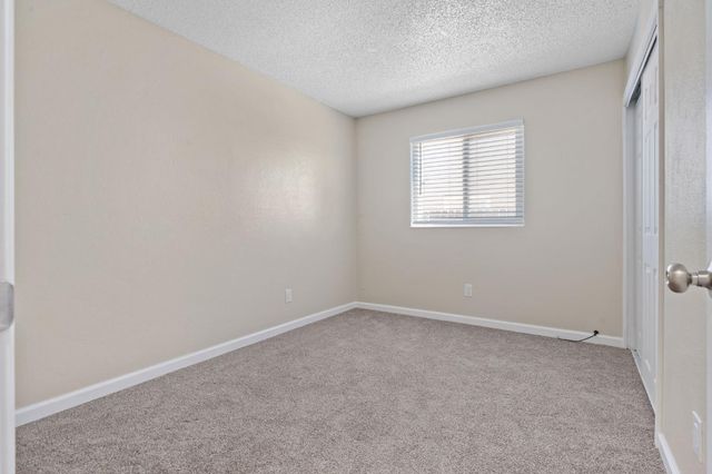 8116 Steinbeck Way, Sacramento, CA 95828