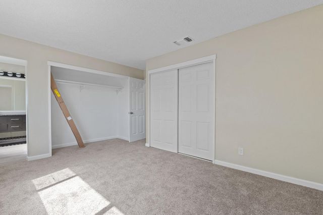 8116 Steinbeck Way, Sacramento, CA 95828