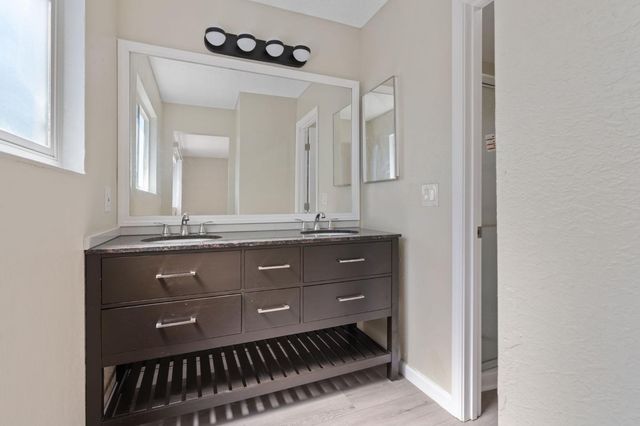 8116 Steinbeck Way, Sacramento, CA 95828