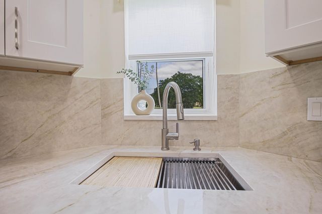 3595 Birdie Drive 108, Greenacres, FL 33467