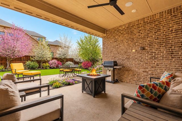 6738 Barnes Drive, Frisco, TX 75034