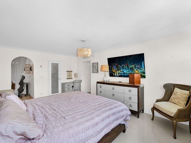 2049 S OCEAN Drive 209, Hallandale Beach, FL 33009