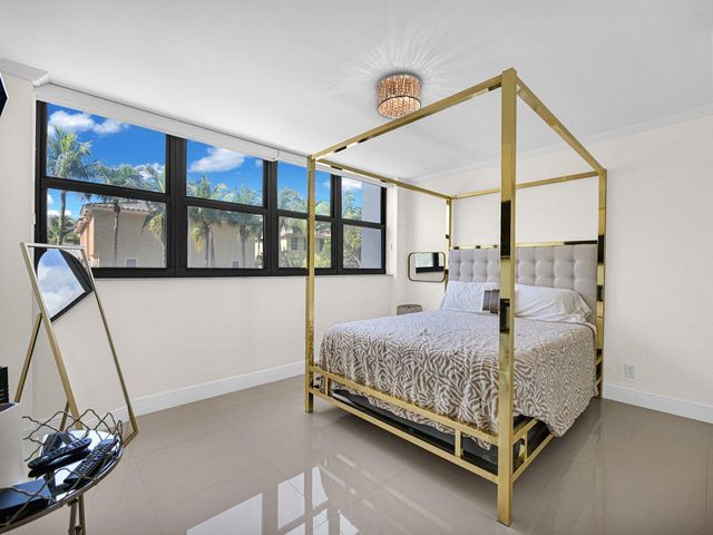 2049 S OCEAN Drive 209, Hallandale Beach, FL 33009
