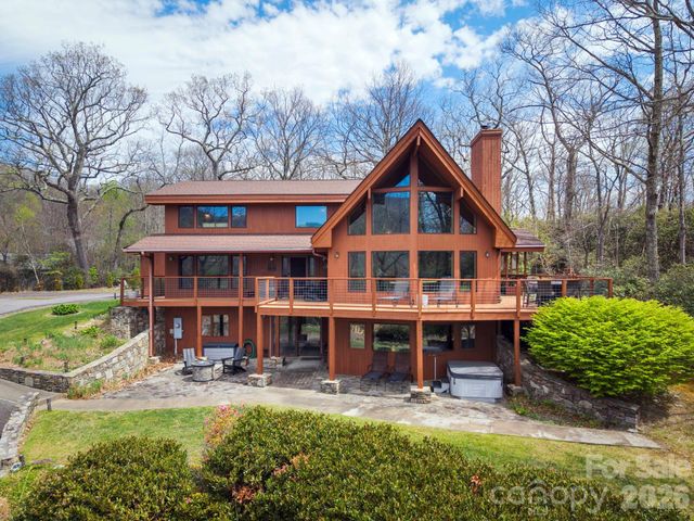 6 Orchard Knob Lane, Black Mountain, NC 28711