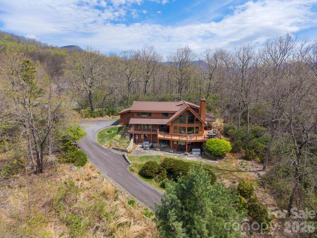 6 Orchard Knob Lane, Black Mountain, NC 28711
