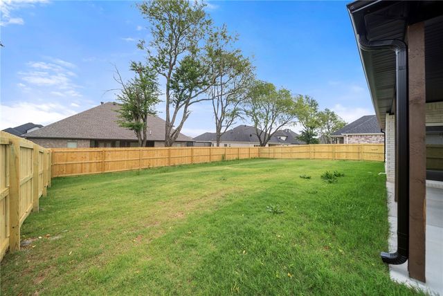 1330 Josephine Drive, Centerton, AR 72719
