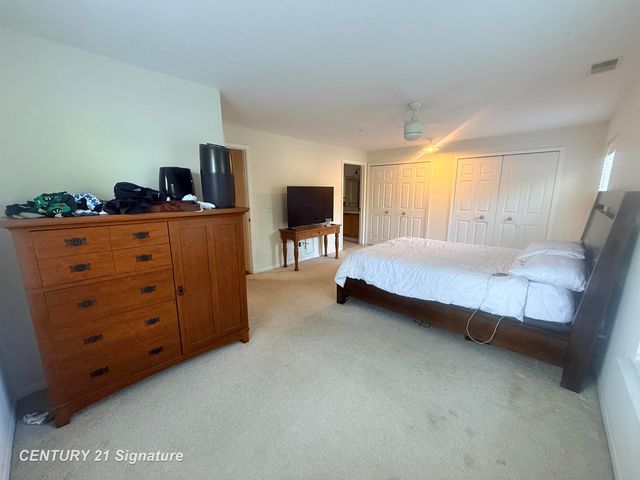 12536 Saint Andrews Way, Fenton, MI 48430