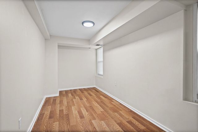 2710 W Fletcher Street 1, Chicago, IL 60618