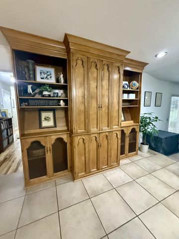 512 Rosemont Dr, Dothan, AL 36303