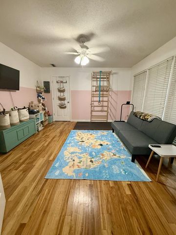 512 Rosemont Dr, Dothan, AL 36303
