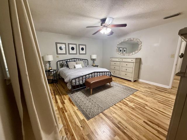 512 Rosemont Dr, Dothan, AL 36303