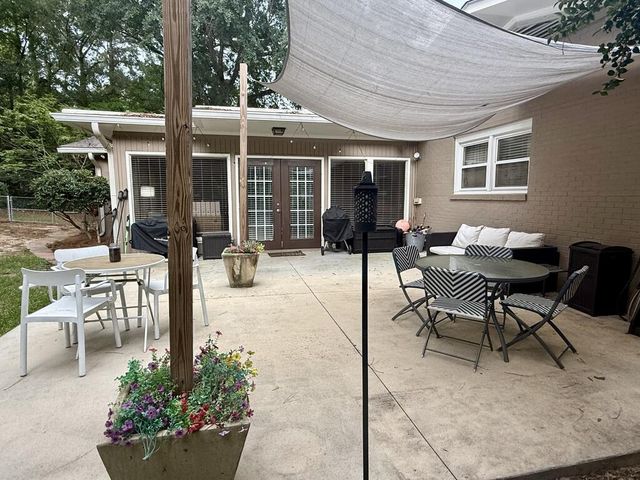 512 Rosemont Dr, Dothan, AL 36303
