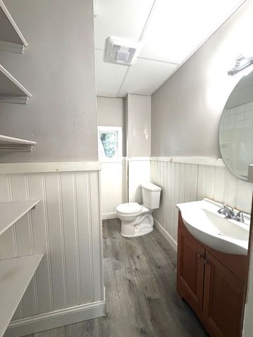 22 Washburn 2, Lynn, MA 01902