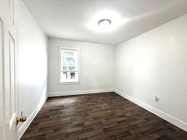22 Washburn 2, Lynn, MA 01902